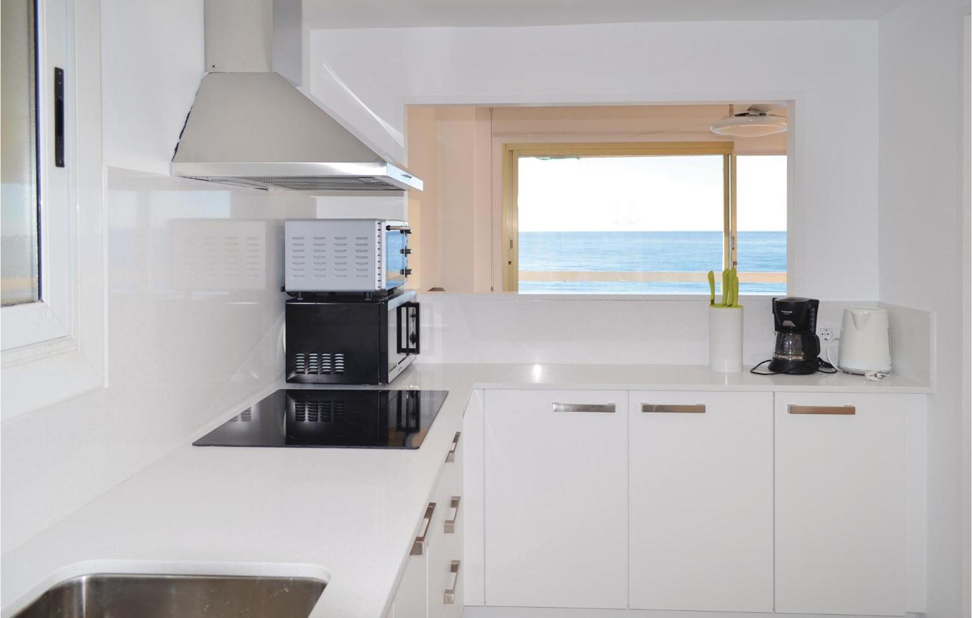 3 Bedroom Beautiful Apartment In Lloret De Mar Dış mekan fotoğraf