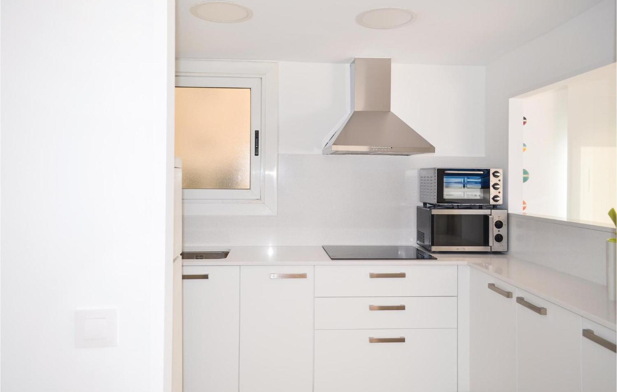 3 Bedroom Beautiful Apartment In Lloret De Mar Dış mekan fotoğraf
