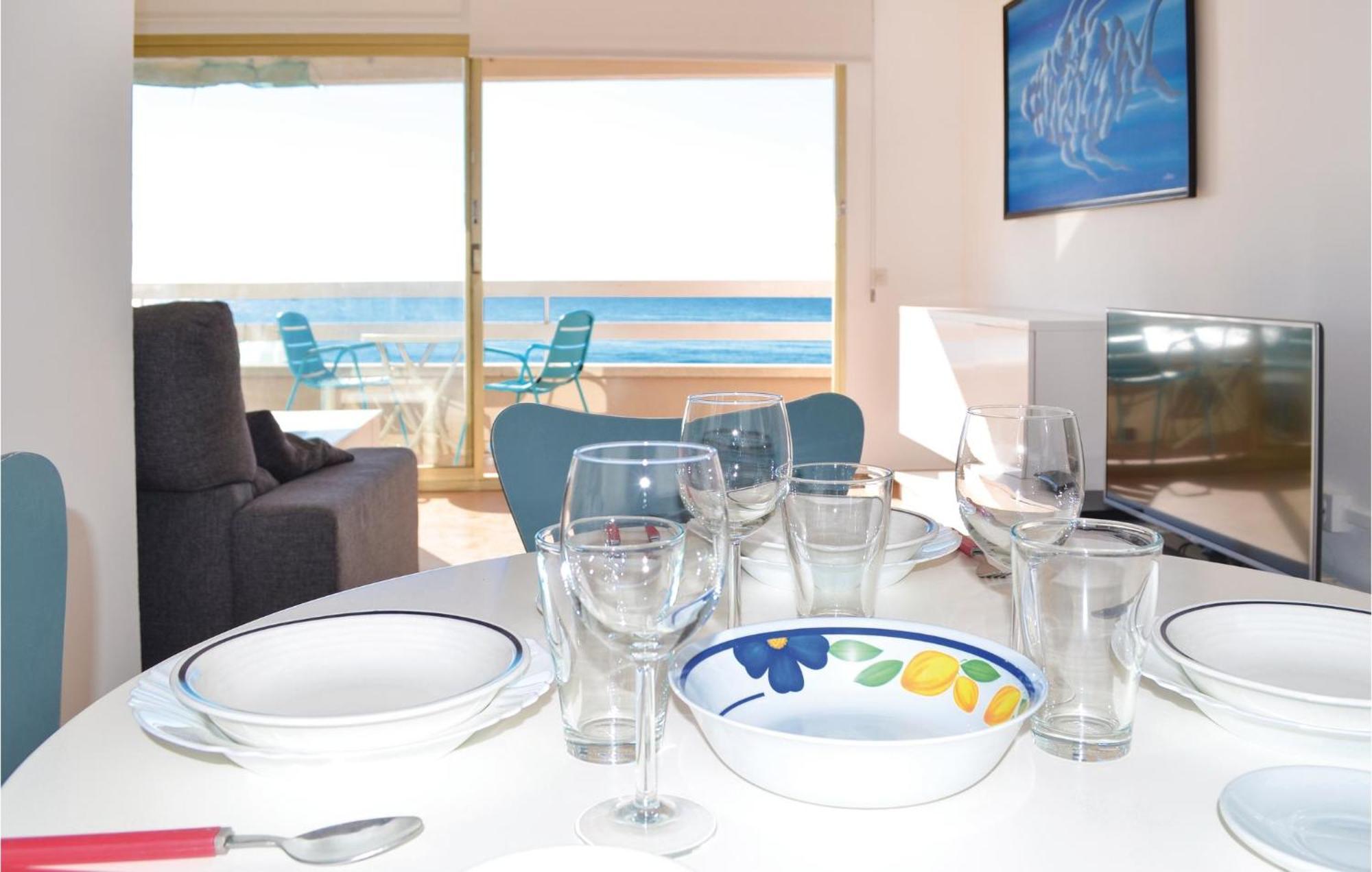 3 Bedroom Beautiful Apartment In Lloret De Mar Dış mekan fotoğraf