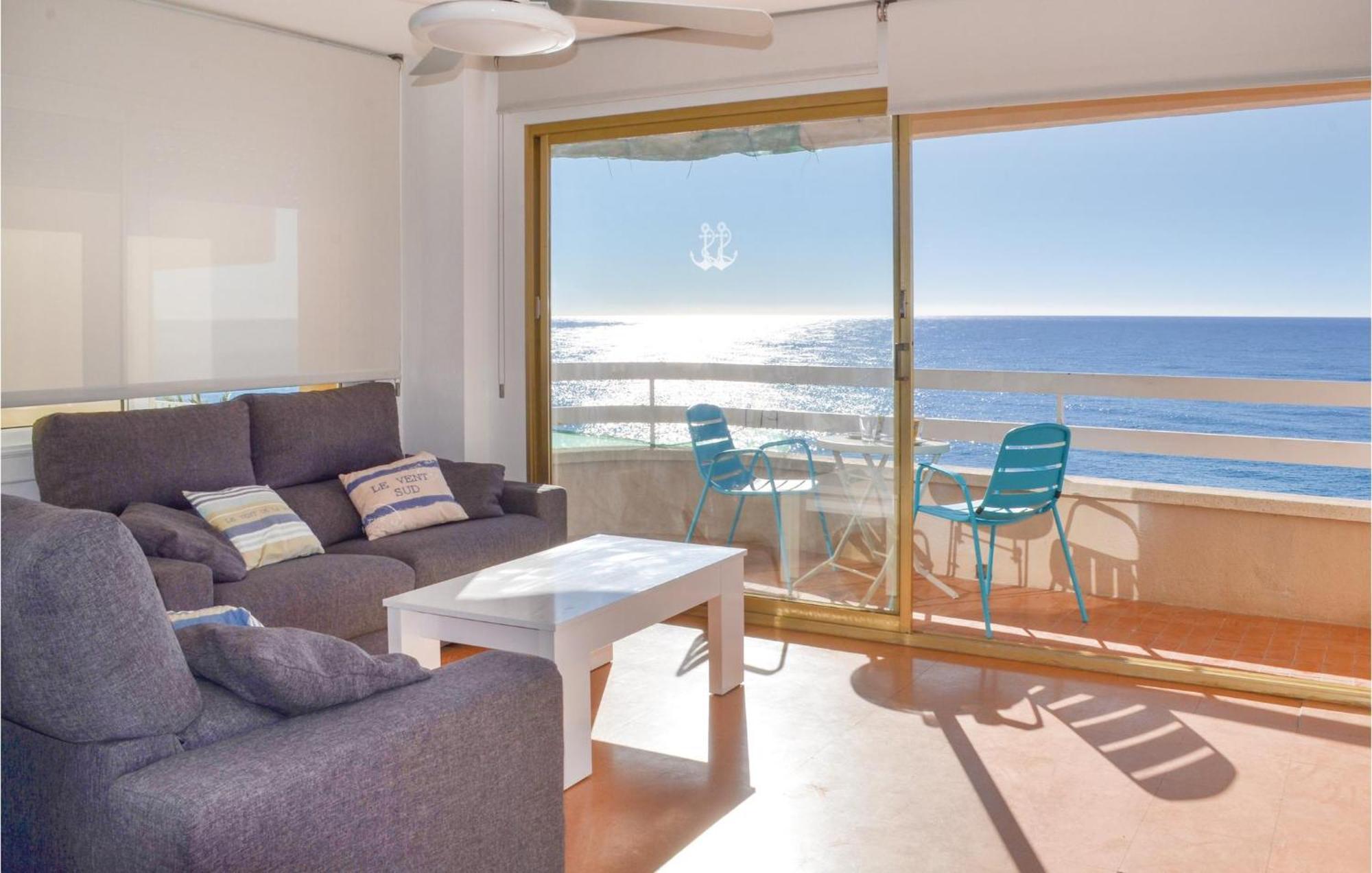 3 Bedroom Beautiful Apartment In Lloret De Mar Dış mekan fotoğraf