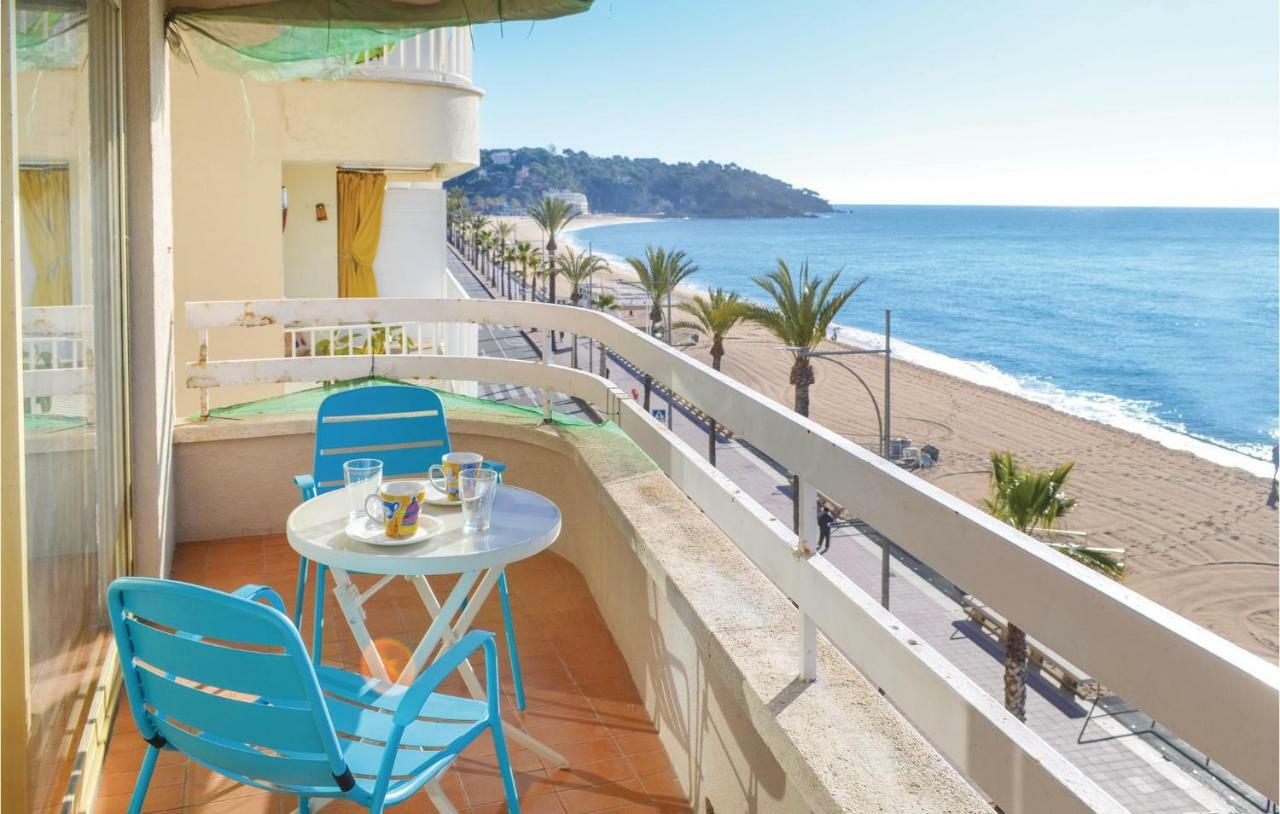 3 Bedroom Beautiful Apartment In Lloret De Mar Dış mekan fotoğraf